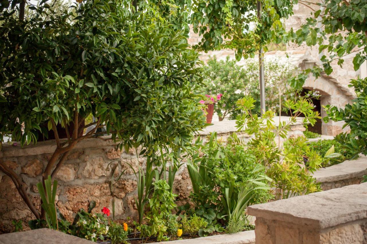 Apartments Obala Bol Ngoại thất bức ảnh