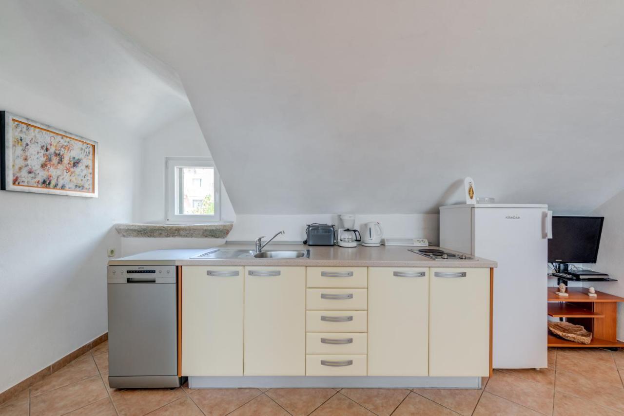 Apartments Obala Bol Ngoại thất bức ảnh