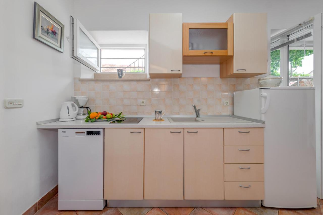 Apartments Obala Bol Ngoại thất bức ảnh