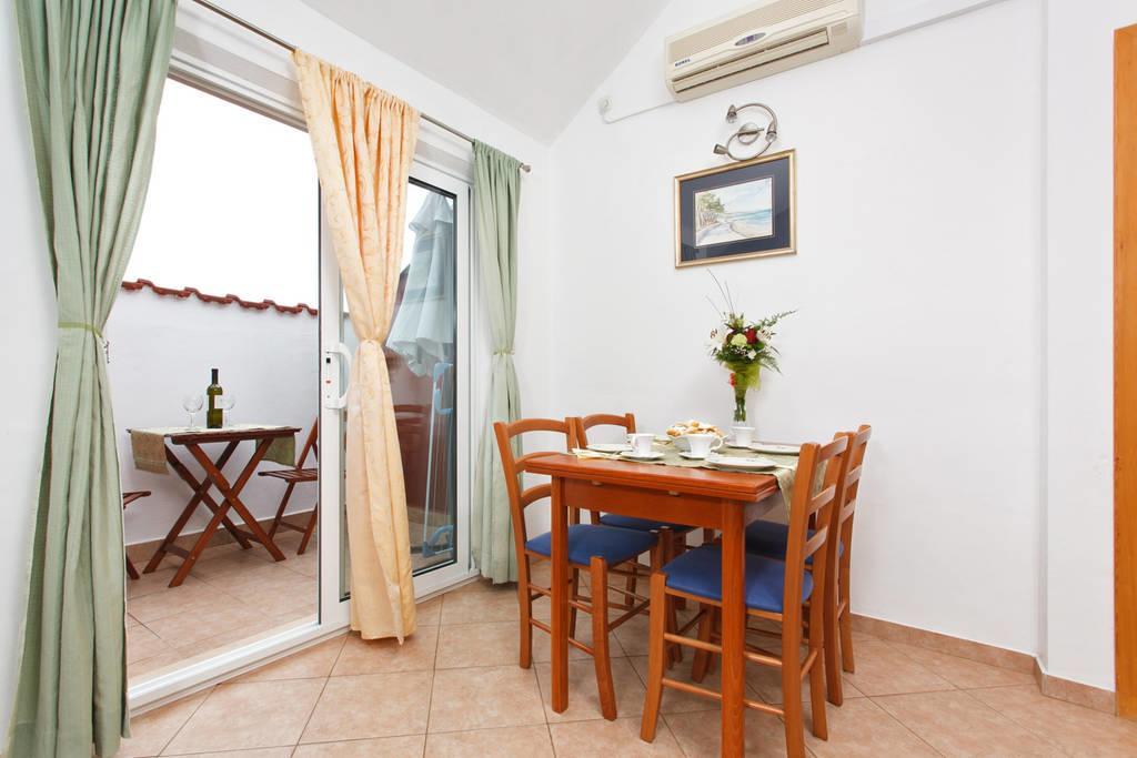 Apartments Obala Bol Ngoại thất bức ảnh