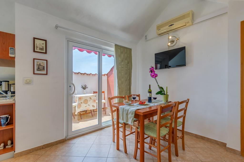 Apartments Obala Bol Ngoại thất bức ảnh