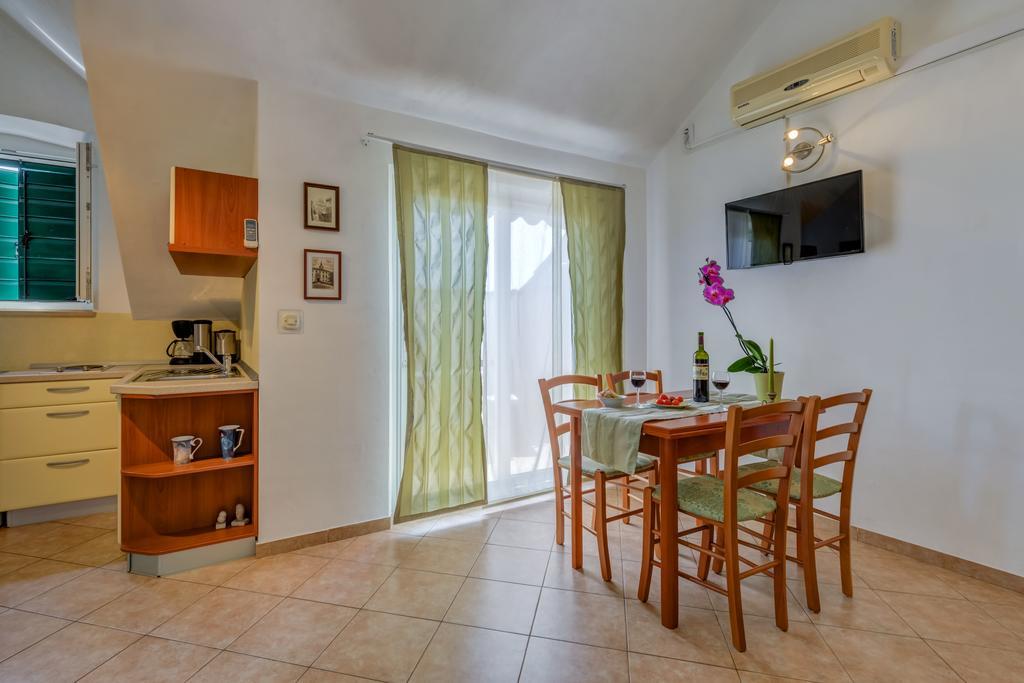 Apartments Obala Bol Ngoại thất bức ảnh