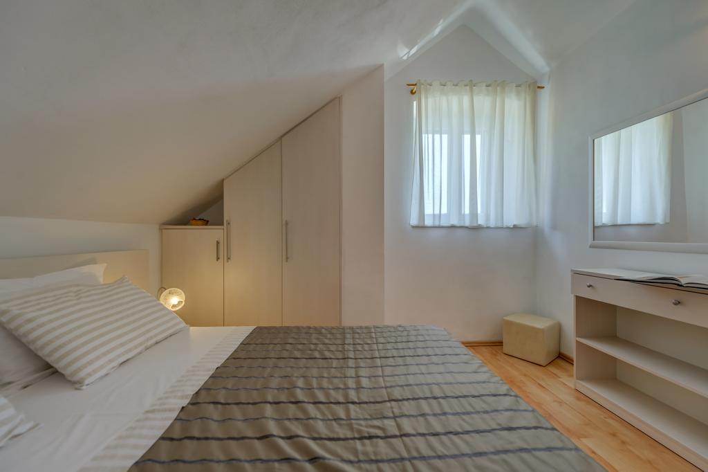 Apartments Obala Bol Ngoại thất bức ảnh